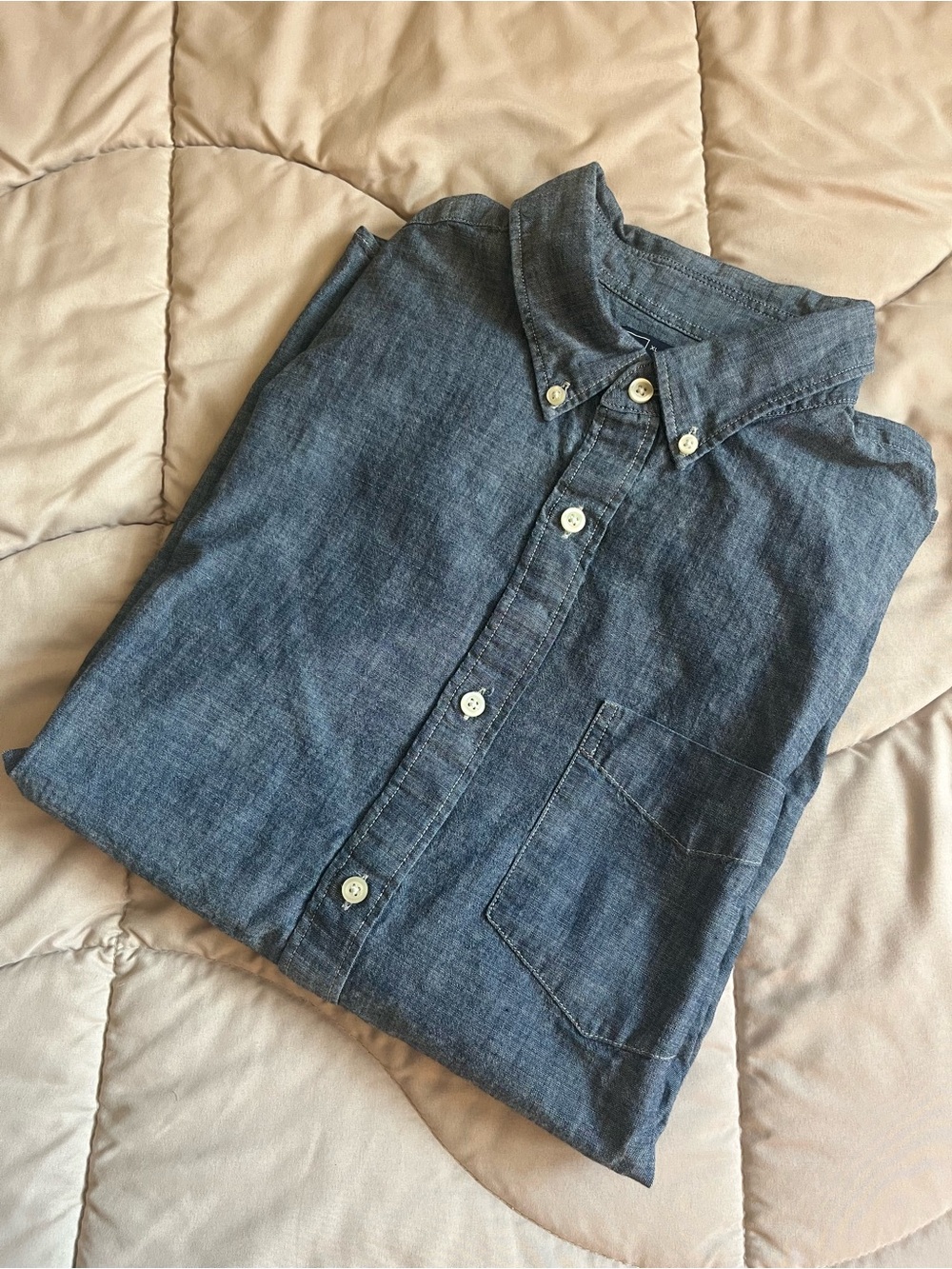 Gap Shirt Men XL Blue Chambray Long Sleeve Casual Button Down Style
